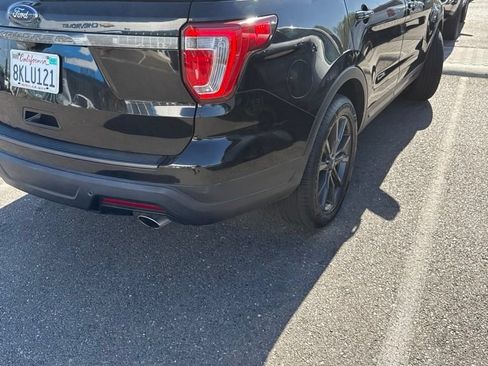 Used 2019 Ford Explorer XLT w/ Equipment Group 202A FWD image 8