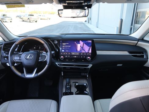 Used 2025 Lexus RX 350 Premium Plus image 16