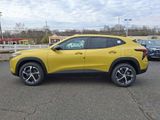 New 2025 Chevrolet Trax RS w/ Sunroof Package image 4
