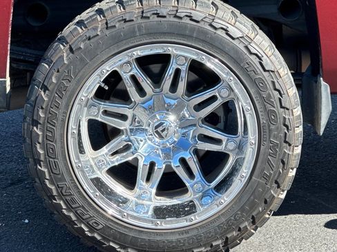 Used 2017 Chevrolet Silverado 1500 LT w/ All Star Edition image 40