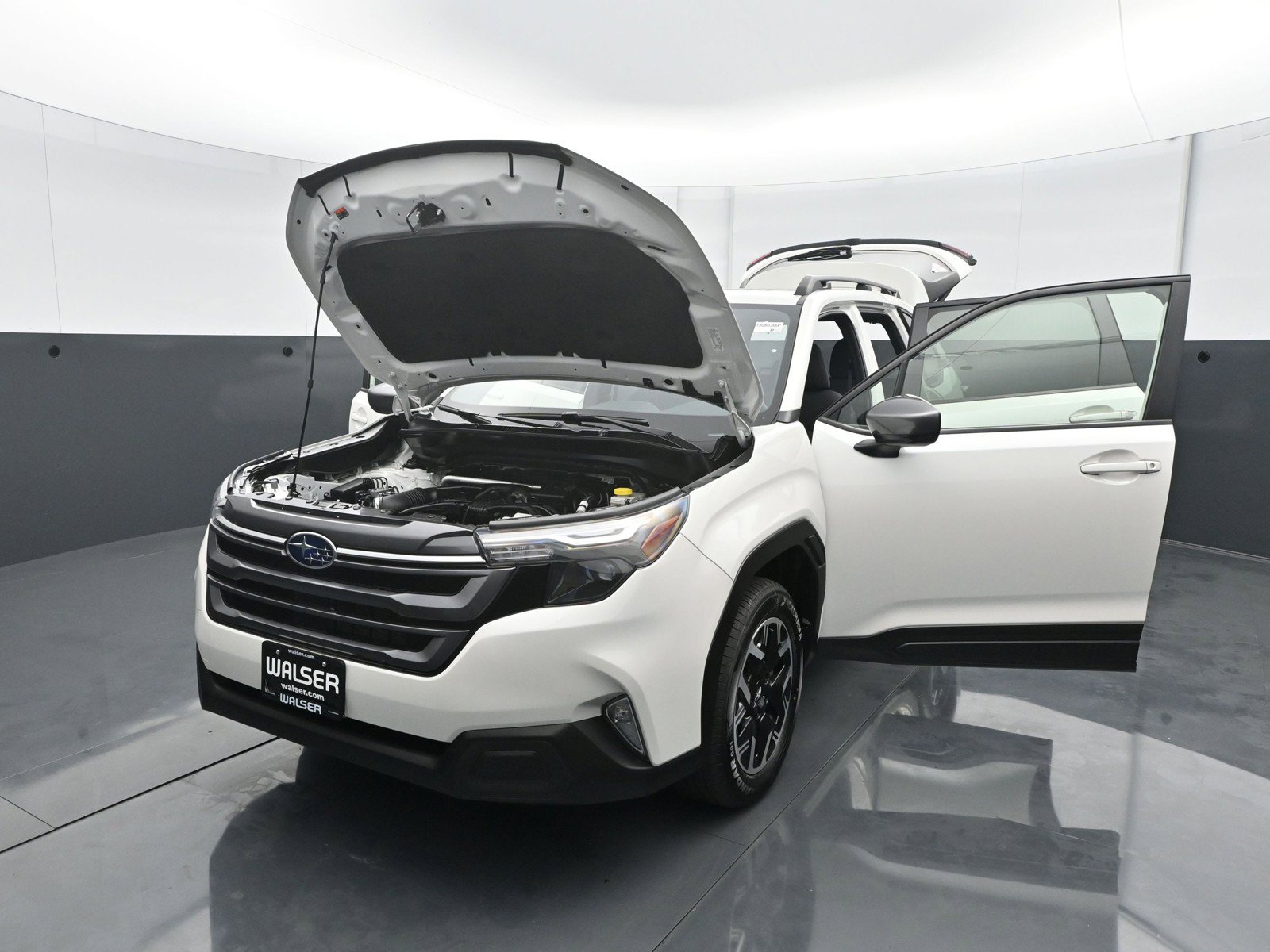 Used 2025 Subaru Forester Premium AWD/4WD image 28