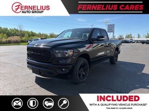 Used 2022 RAM 1500 Big Horn AWD/4WD image 3
