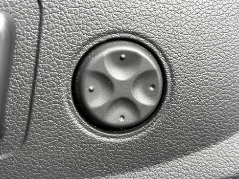 Used 2022 Hyundai Palisade Calligraphy image 25