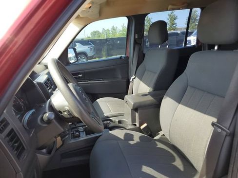 Used 2012 Jeep Liberty Sport AWD/4WD image 16