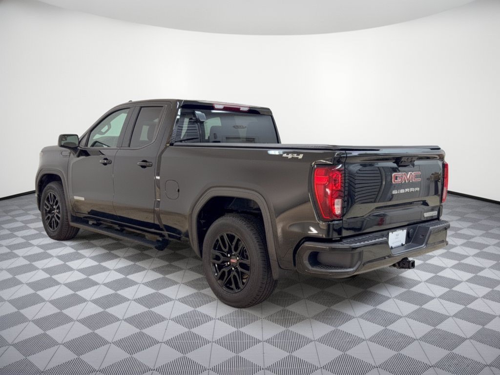 Used 2023 GMC Sierra 1500 Elevation AWD/4WD image 3