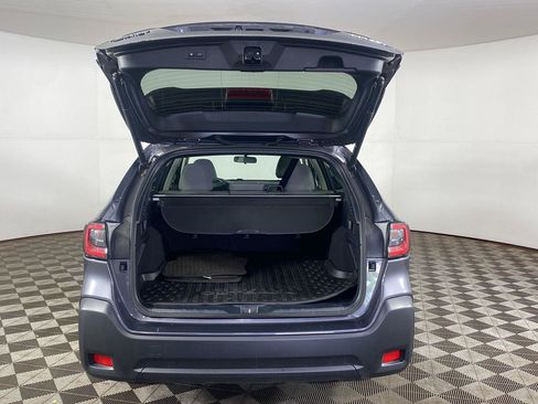 Used 2025 Subaru Outback Premium AWD/4WD image 7