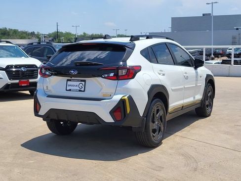 Used 2024 Subaru Crosstrek 2.5i Sport w/ Crosstrek Mirror Package AWD/4WD image 4
