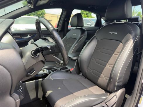 Used 2022 Kia Forte GT-Line w/ GT-Line Technology Package FWD image 19