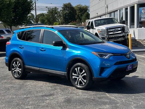 Used 2017 Toyota RAV4 LE w/ All Weather Liner Package AWD/4WD image 3
