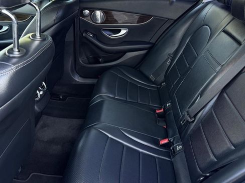 Used 2017 Mercedes-Benz C 300 4MATIC Sedan image 33
