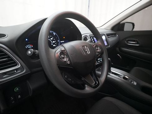 Used 2022 Honda HR-V EX image 8
