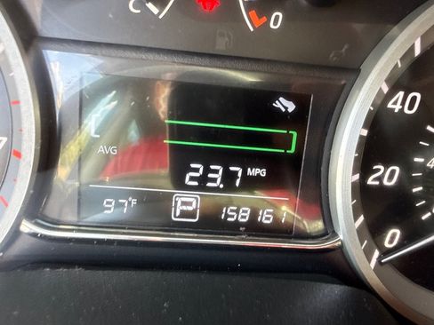 Used 2014 Nissan Sentra SL w/ Premium Package FWD image 15