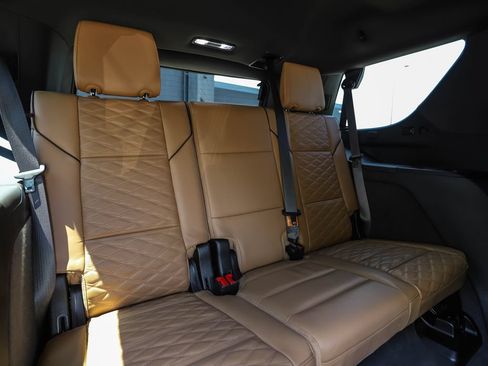Used 2023 Cadillac Escalade Sport w/ Touring Package AWD/4WD image 32
