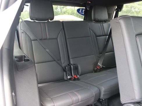 Used 2023 Chevrolet Tahoe RST w/ Luxury Package RWD image 39