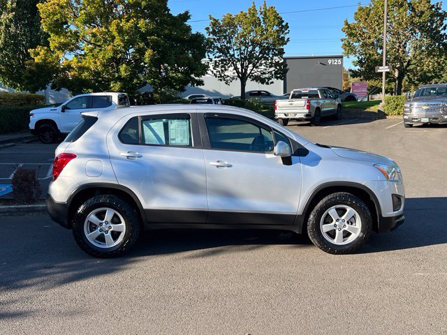 Used 2016 Chevrolet Trax LS AWD/4WD image 6