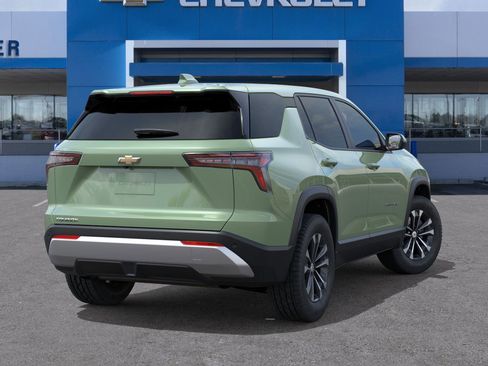 New 2026 Chevrolet Equinox LT image 4