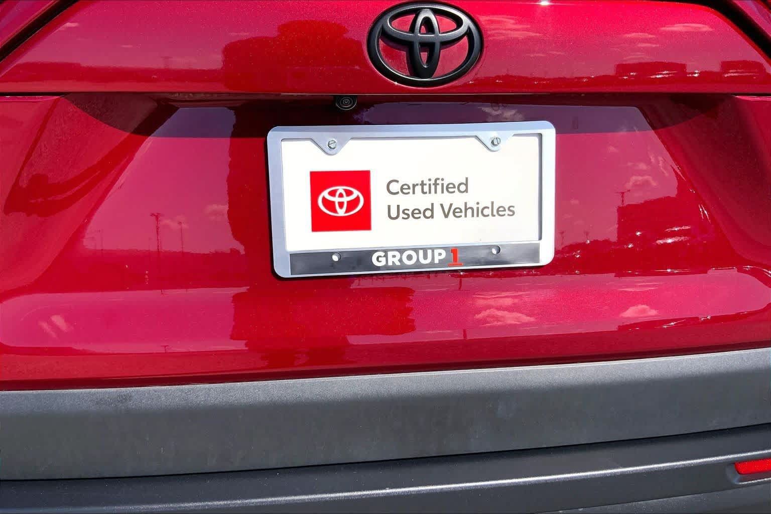 Used 2024 Toyota RAV4 XLE FWD image 10