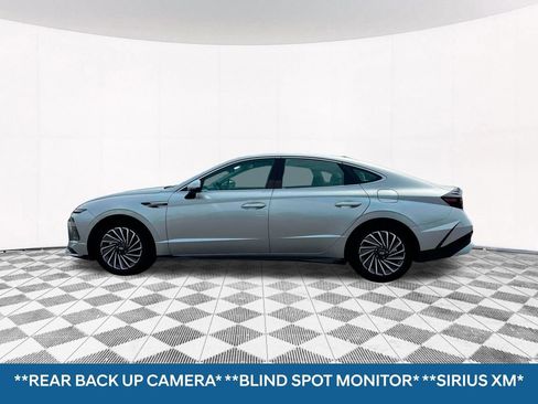 Used 2025 Hyundai Sonata SEL FWD image 4