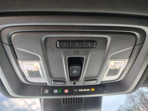 Used 2024 GMC Sierra 1500 AT4 w/ Technology Package image 40