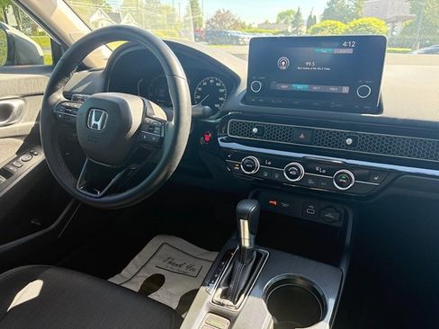 Used 2024 Honda Civic EX image 12