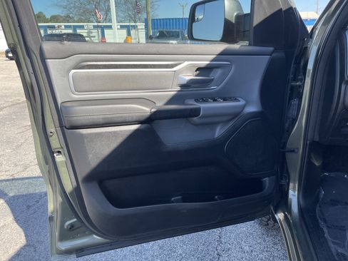 Used 2021 RAM 1500 Big Horn image 16