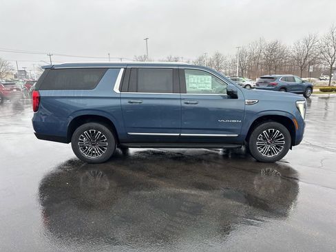 New 2026 GMC Yukon XL Elevation w/ Elevation Premium Package image 8