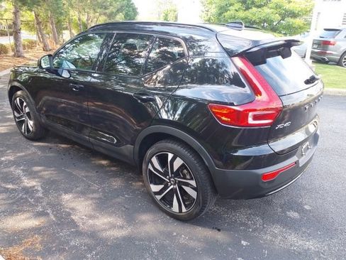 Used 2024 Volvo XC40 B5 Ultimate w/ Protection Package Premier AWD/4WD image 7