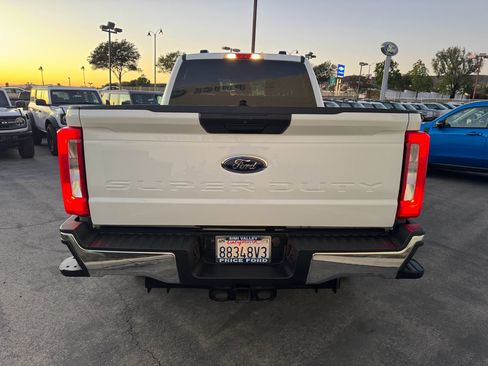 Used 2024 Ford F250 XLT image 8