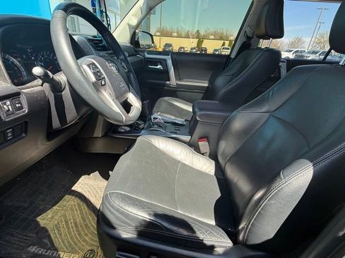 Used 2016 Toyota 4Runner Limited w/ Four Season Floor Mat Package image 7