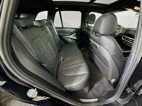 Used 2024 BMW X5 xDrive40i w/ Premium Package image 29