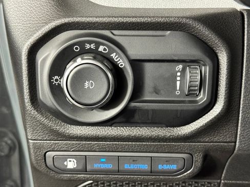 Certified 2025 Jeep Wrangler Unlimited Sport S 4xe AWD/4WD image 31