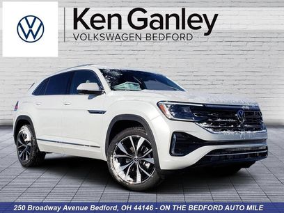 New 2026 Volkswagen Atlas Cross Sport SEL Premium R-Line