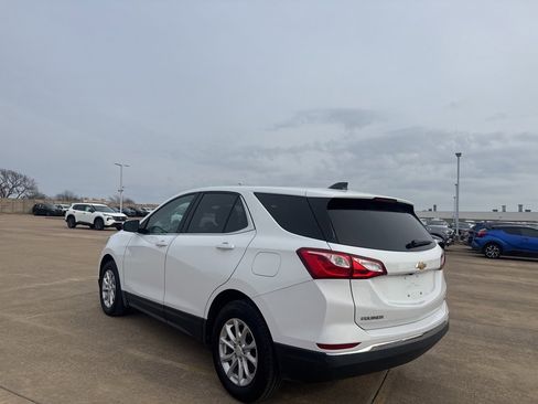 Used 2020 Chevrolet Equinox LT image 18