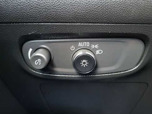 Used 2024 Buick Encore GX Sport Touring image 26