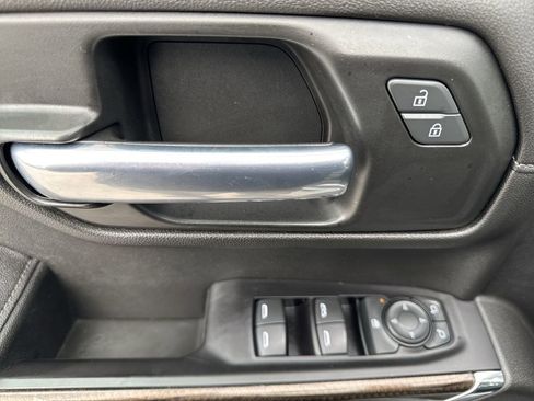 Used 2020 Chevrolet Silverado 1500 RST w/ All-Star Edition image 28