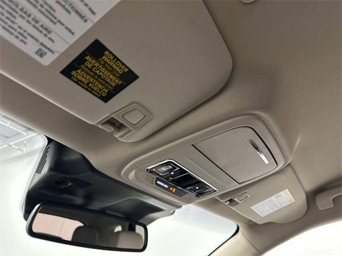 Used 2023 Lincoln Corsair AWD image 30