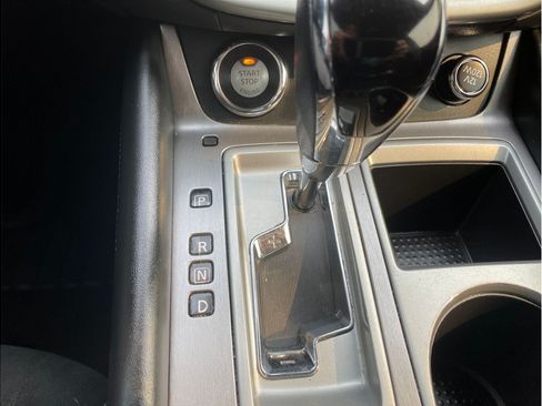 Used 2019 Nissan Murano SV AWD/4WD image 23