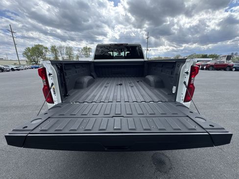 Certified 2022 Chevrolet Silverado 2500 High Country w/ Z71 Off-Road Package AWD/4WD image 20