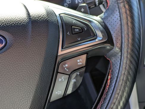 Used 2023 Ford Edge ST-Line w/ Class II Trailer Tow Package image 17