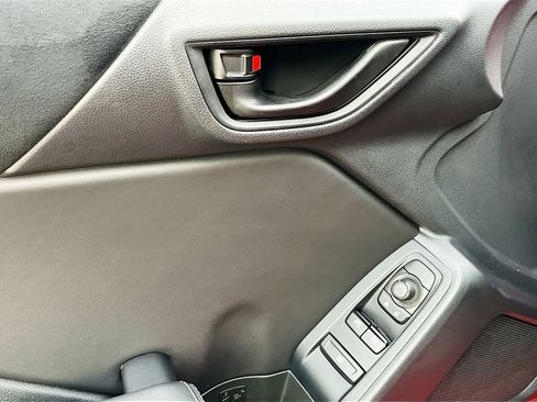 Used 2025 Toyota GR86 Premium w/ Performance Package image 17