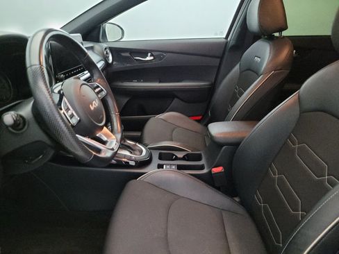 Used 2022 Kia Forte GT-Line w/ GT-Line Technology Package FWD image 17