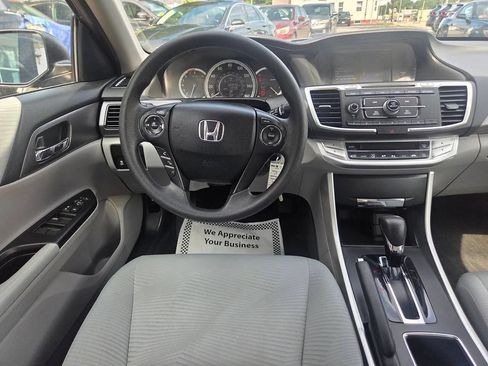 Used 2015 Honda Accord LX image 2