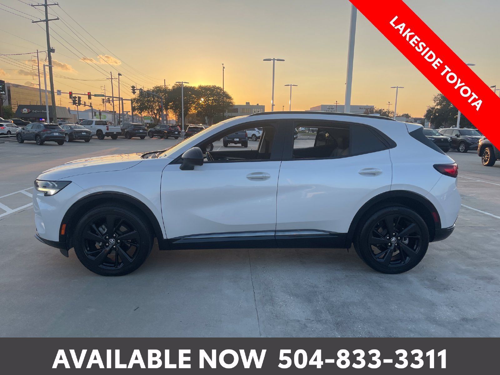 Used 2023 Buick Envision Essence w/ Sport Touring Package FWD image 2