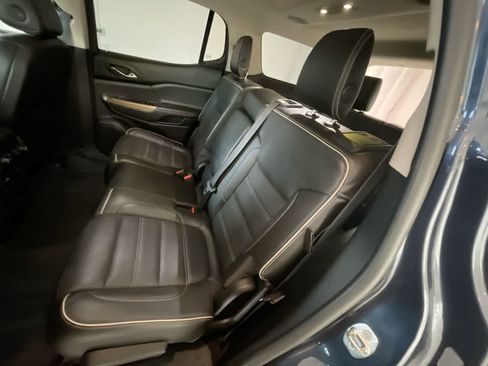 Used 2018 GMC Acadia Denali w/ Technology Package AWD/4WD image 23