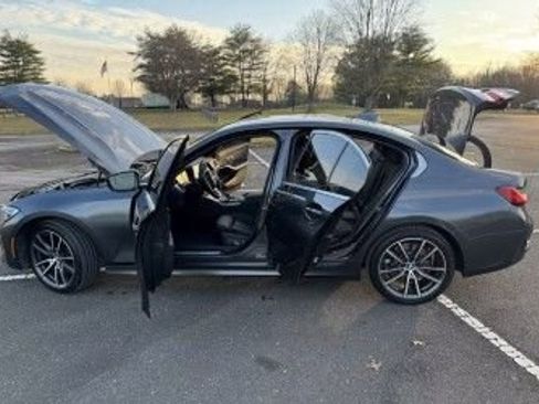 Used 2021 BMW 330i xDrive Sedan w/ Convenience Package image 13