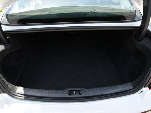 Used 2024 Volvo S60 B5 Plus FWD image 29