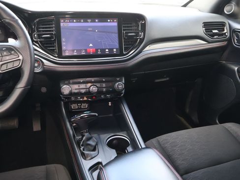 Used 2025 Dodge Durango GT w/ Blacktop Package image 11