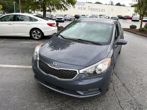 Used 2016 Kia Forte EX w/ EX Premium Package FWD image 4