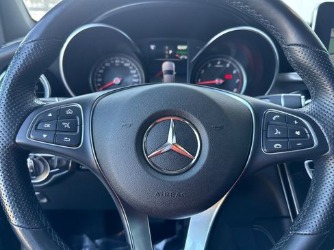 Used 2019 Mercedes-Benz GLC 350e 4MATIC image 16