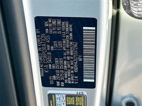 Certified 2025 Kia Sorento EX w/ EX Panoramic Sunroof Package FWD image 32